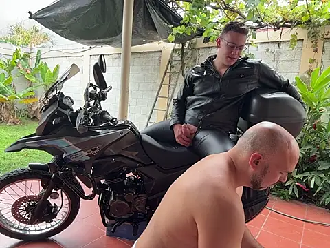 Neil_and_isaac live sex cam