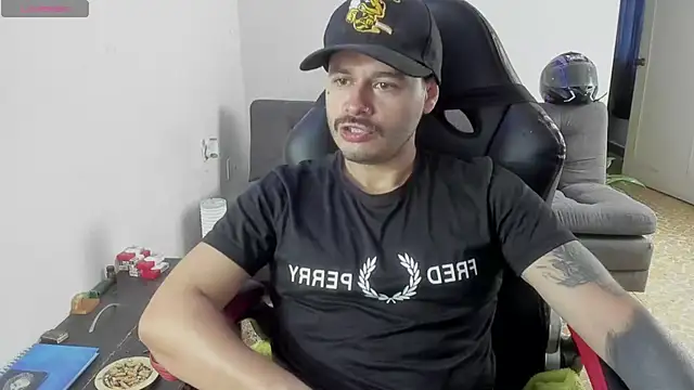 ragnar_lothbrok777 live sex cam