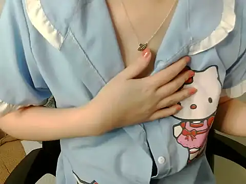 hilyti12 live sex cam