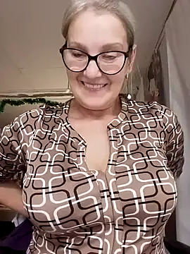 irinamaux live sex cam