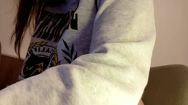 BeeBlossom live sex cam