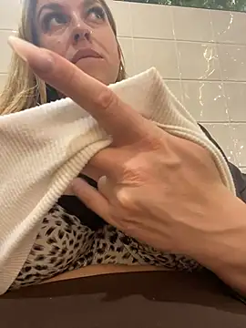 Sweet___Emily live sex cam