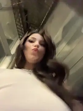 Chloe__Moon live sex cam