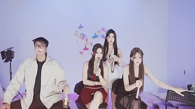 sweetgirls888 live sex cam