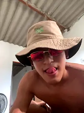 Coi_Leray_ live sex cam