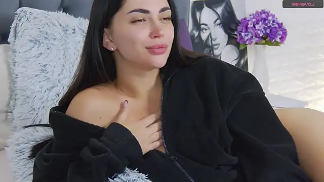 Agnessa live sex cam