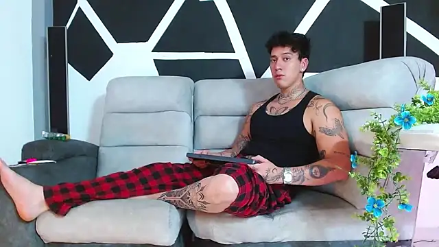 JUSTIN_FULLER1 live sex cam