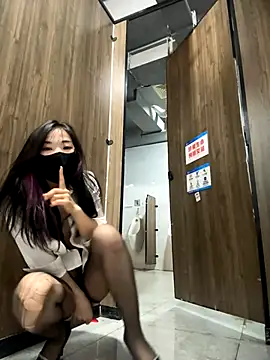 AiBanana live sex cam