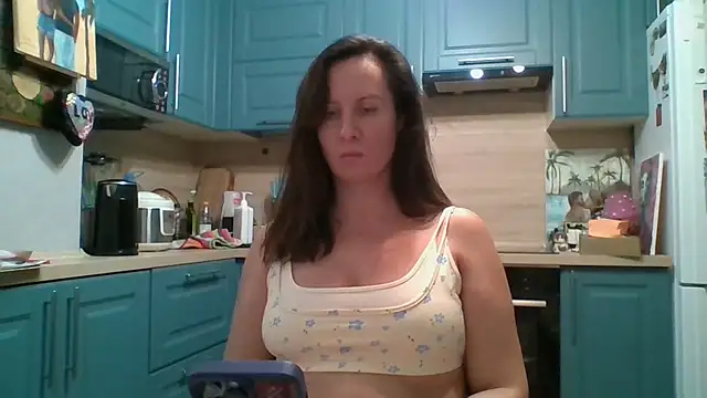 ALICAINWONDERLAND live sex cam