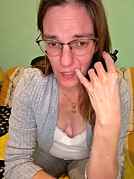 SpiceLea live sex cam