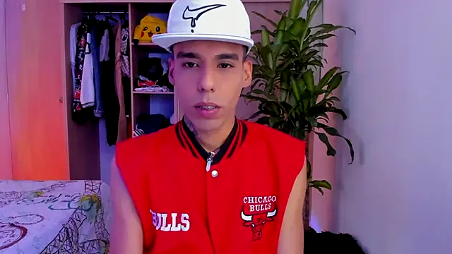 Damianwhite live sex cam