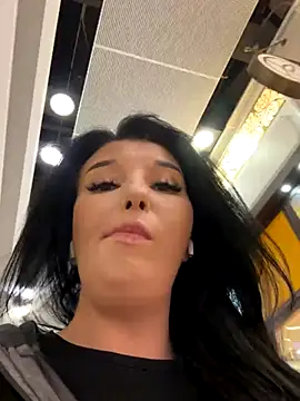 Tisha_Busty live sex cam