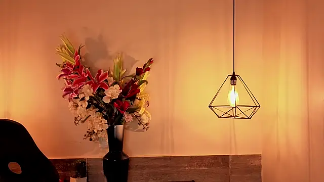 LiLLiAnderson live sex cam