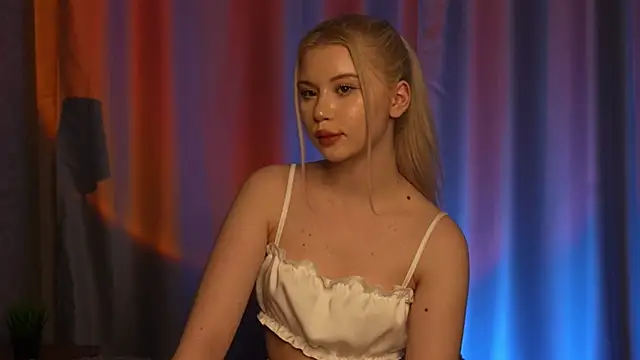 AshleyNikoo live sex cam