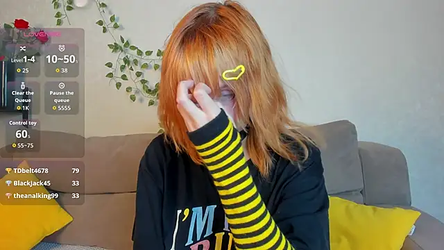 Little_Chips live sex cam