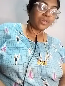 Riya-mallus live sex cam