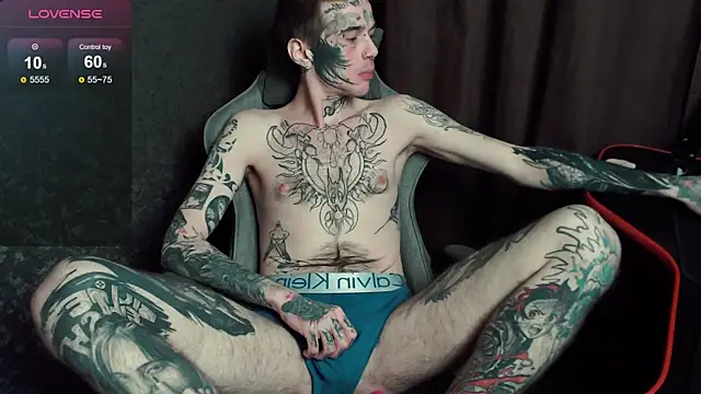 lonelycrystal live sex cam