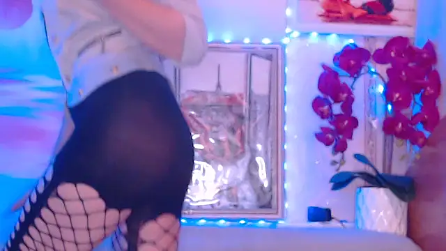 LucyStella8888 live sex cam