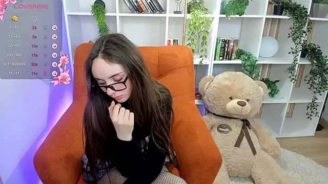 AlineFisher_ live sex cam