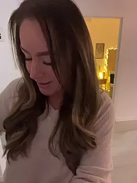 ChristinaSiemone live sex cam