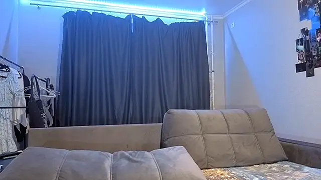 Fafa_Fluff live sex cam