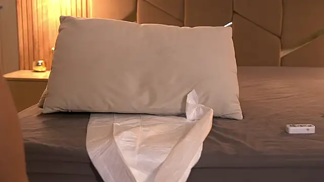 Rina_Babe live sex cam