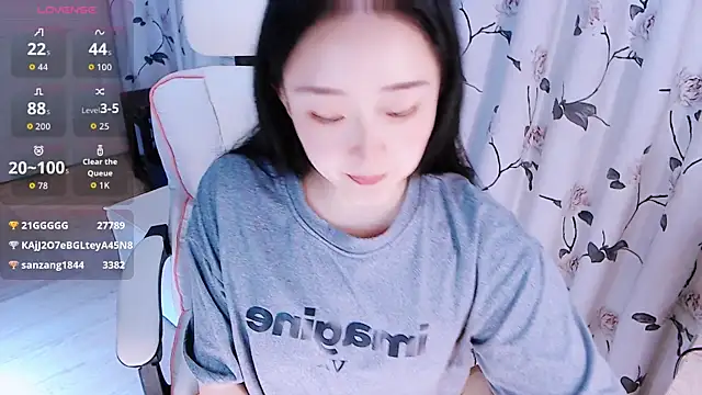 Niannian- live sex cam