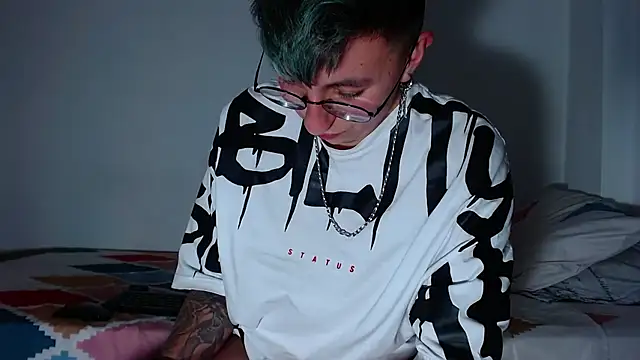 Sexyboy_666 live sex cam