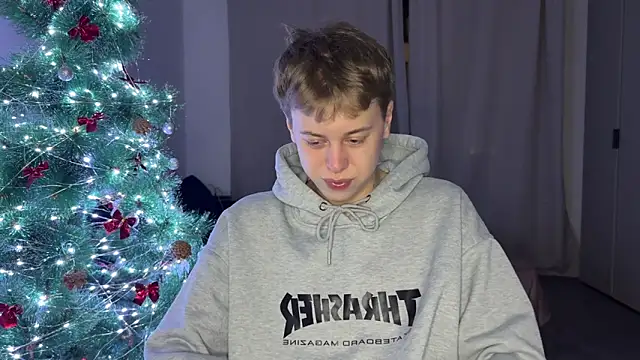 _bee_boy_ live sex cam