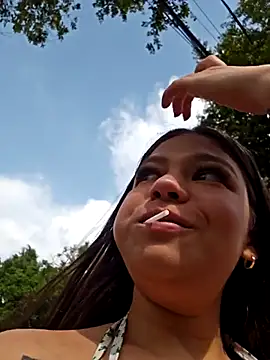 Alyshanon18 live sex cam