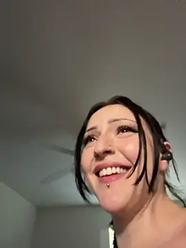 BabyViper live sex cam