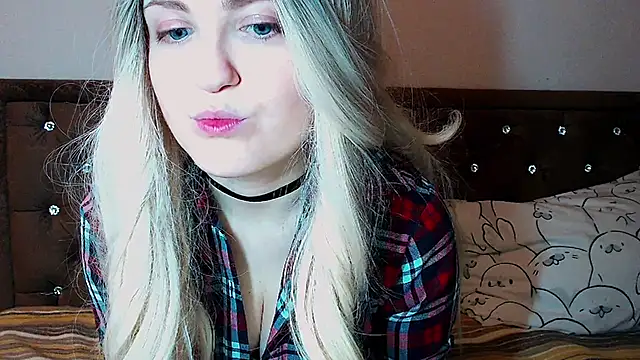 Sara4uu live sex cam