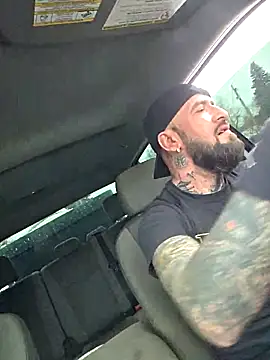 Beardedtattood live sex cam