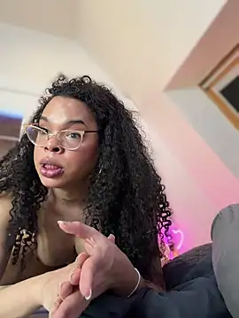 naomikandra live sex cam