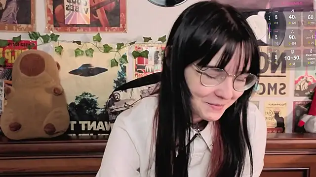 BereniceBattersby live sex cam