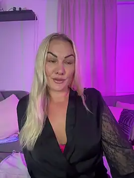 NastyMilf_ live sex cam