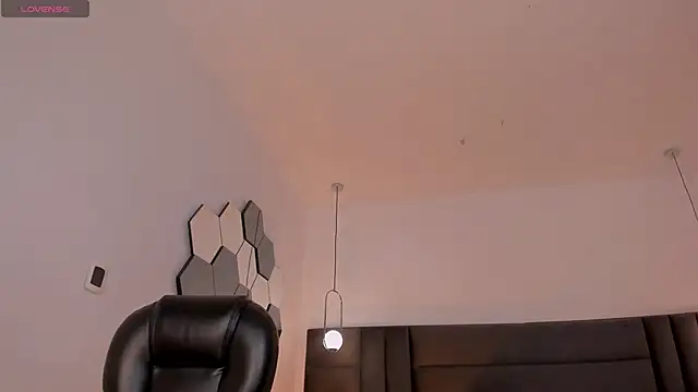 ValeriaRiveraX live sex cam