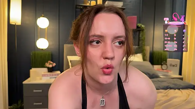 Lella_Ryann_ live sex cam