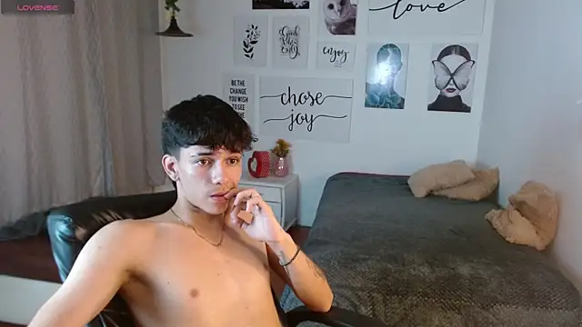 AmethystShadow17 live sex cam