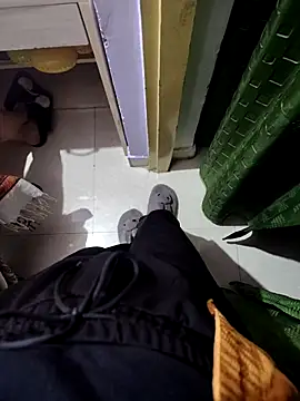 Drakyguy live sex cam