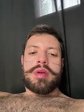 Luccaskonig live sex cam