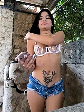 the_titis_outdoors live sex cam