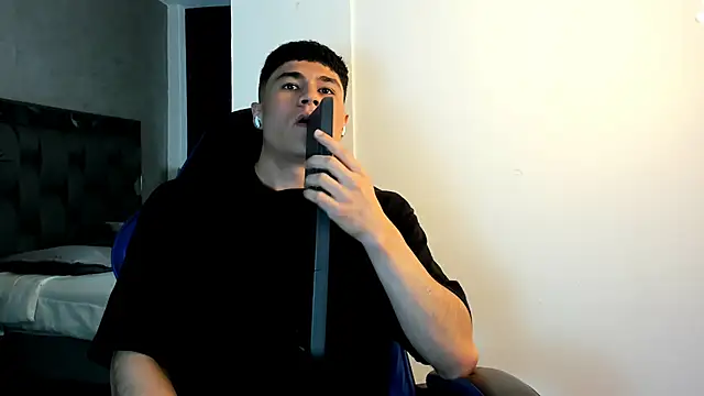 roan_birkin live sex cam