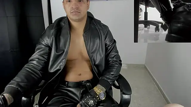 master_leather live sex cam
