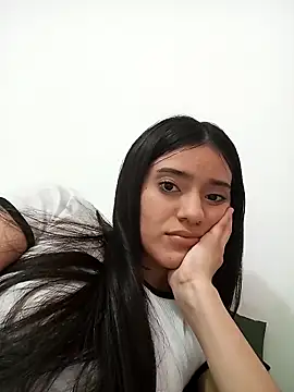 sweetlailaa live sex cam