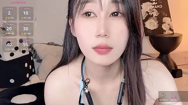 BoxedGyre- live sex cam