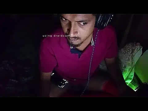 Sexypavi09 live sex cam