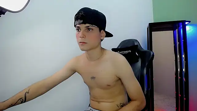 dilan_hott_ live sex cam