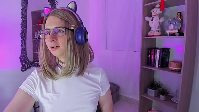 KimberlyJohnsoon live sex cam