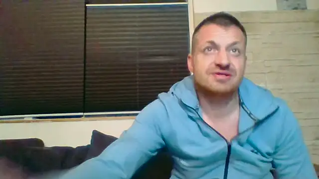 DevilsAngel13 live sex cam